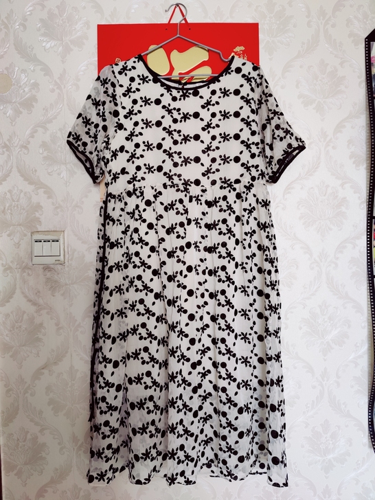 连衣裙女2021新款夏网红韩版宽松显瘦植绒...