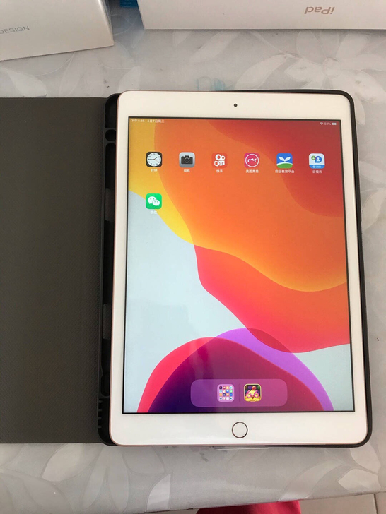 工作室不干了iPad2019新款iPad7...