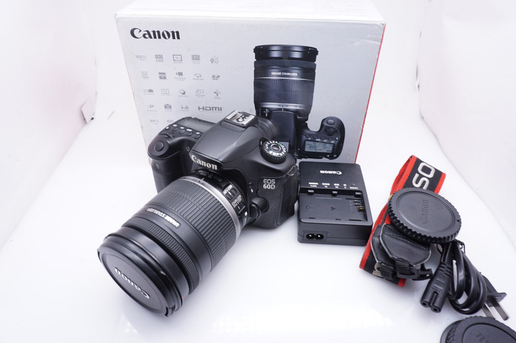 佳能60D 18-200套机