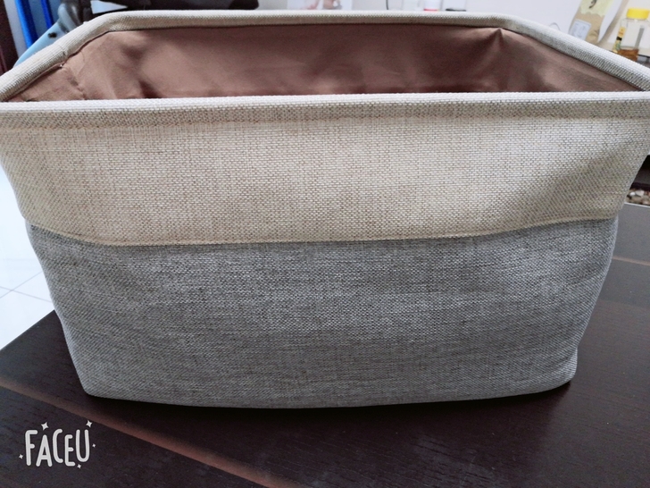 牛津布折叠收纳篮8元一个。