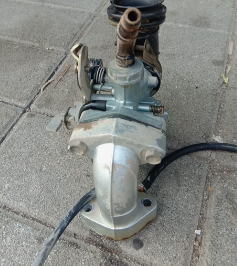 豪爵110化油器，原厂拆车件，带前后接口，...