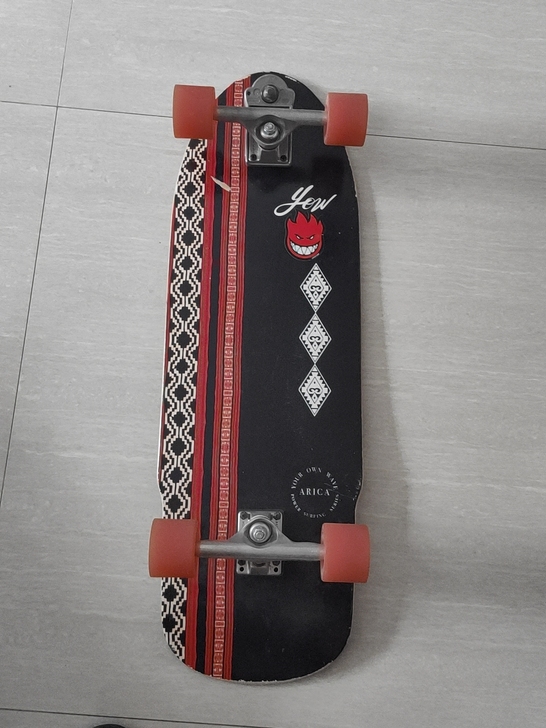 yow陆地冲浪板，没时间玩，正常使用痕迹，...