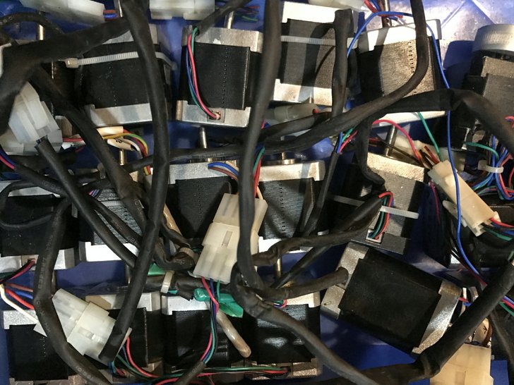 42步进电机，47mm长，1.2a的15元...