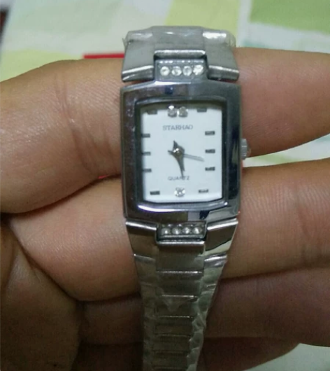 库存星豪钢带石英女表,品相如图,包走时 感...