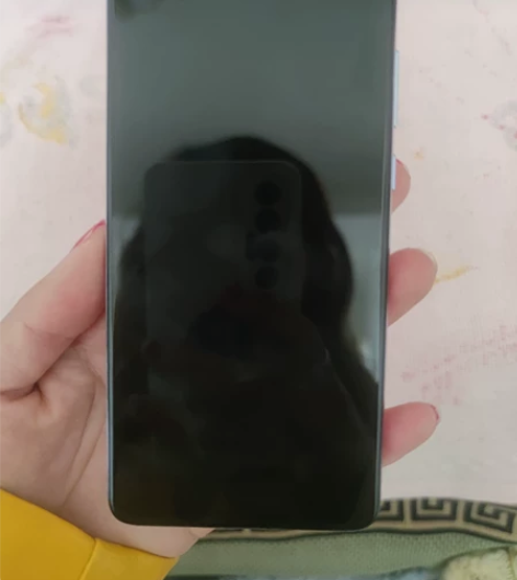 自用华为p30.8+64G,非常适合当备用...