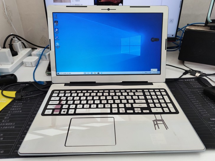 戴尔3583 i5 8265 8+256独...