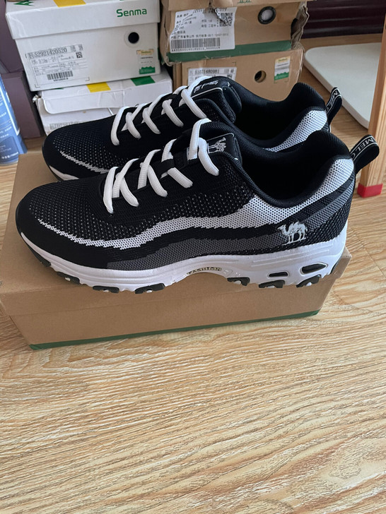 骆驼43码,全新旗舰店购买,现78包邮出