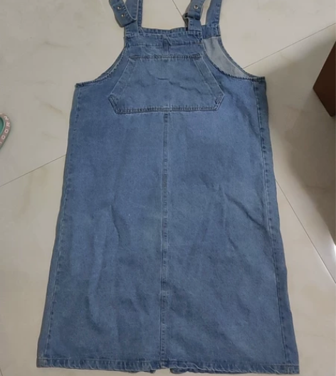 牛仔背带裙 可穿到140斤