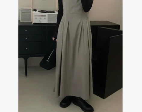 甜雅风高腰连衣裙女2022早秋新款肩带可调...