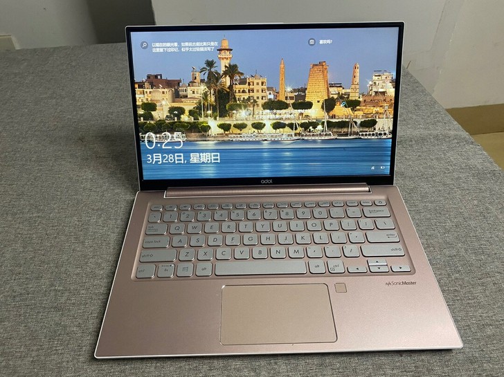 八代i5华硕a豆玫瑰金笔记本电脑