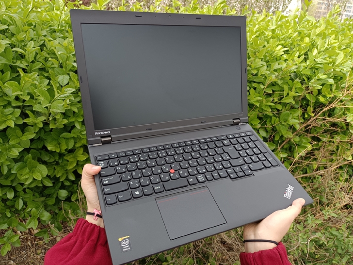 联想笔记本电脑 高端商务本 15.6寸