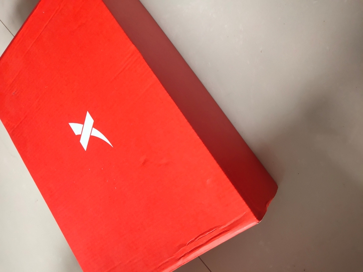 特步氢风4.0