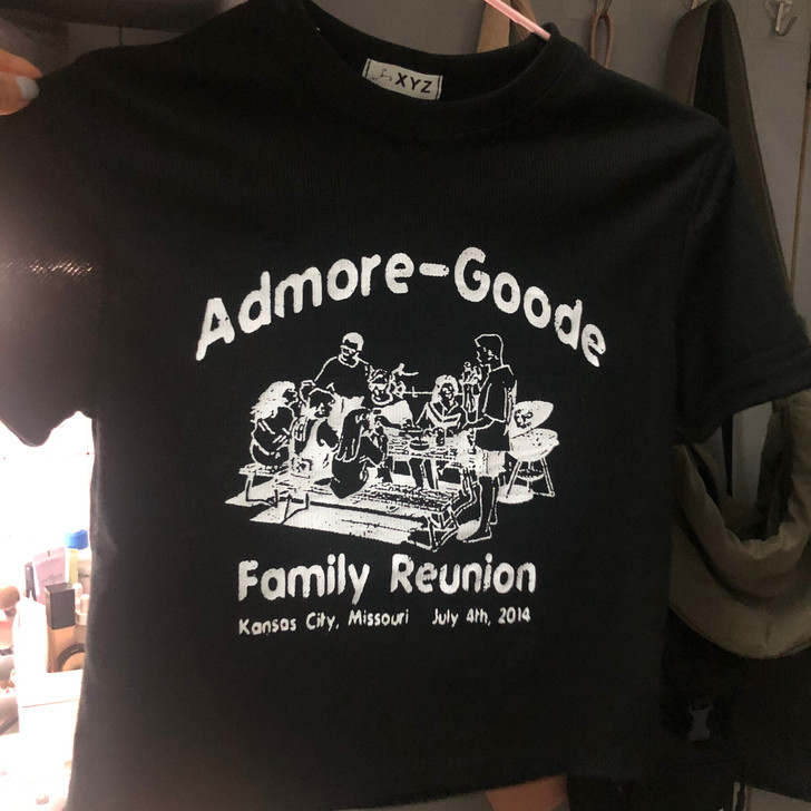 港味酷酷短款上衣女配高腰裤2021夏季设计...