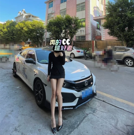 黑色连衣短裙 图片都是本人实拍,只能放四张...