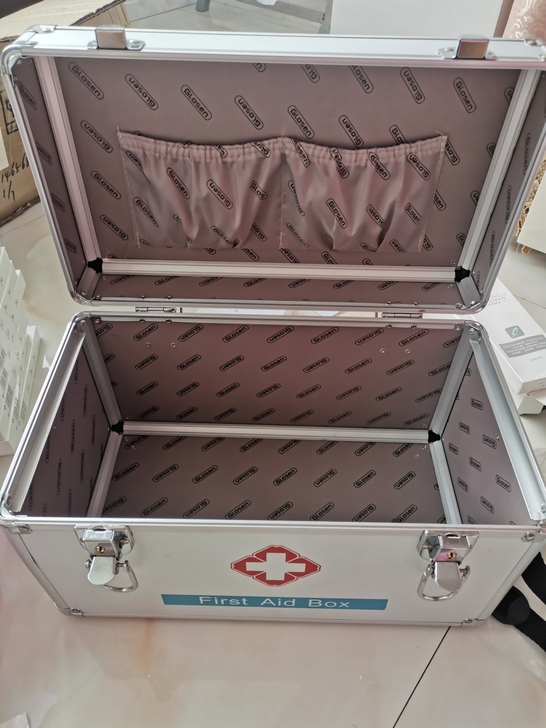 家用医药箱14寸，正价69元，现在50元包...