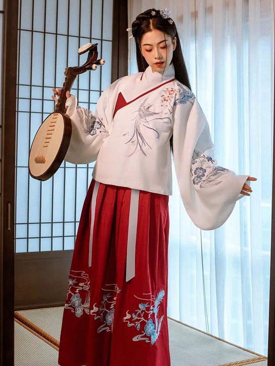 品牌型号 艺缕家的鸾凤  原创正版  交领