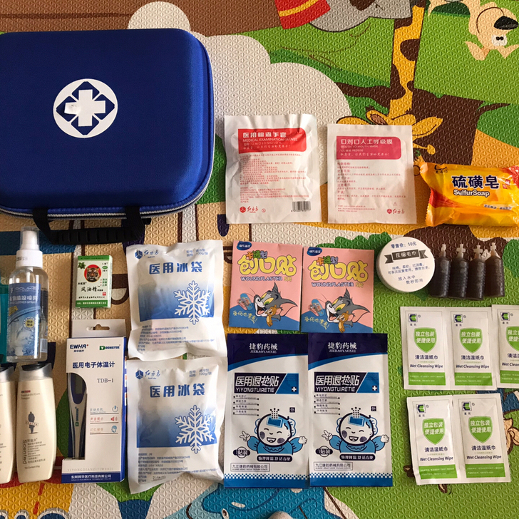 户外急救包家庭车载救生包医药箱家用学校企业...