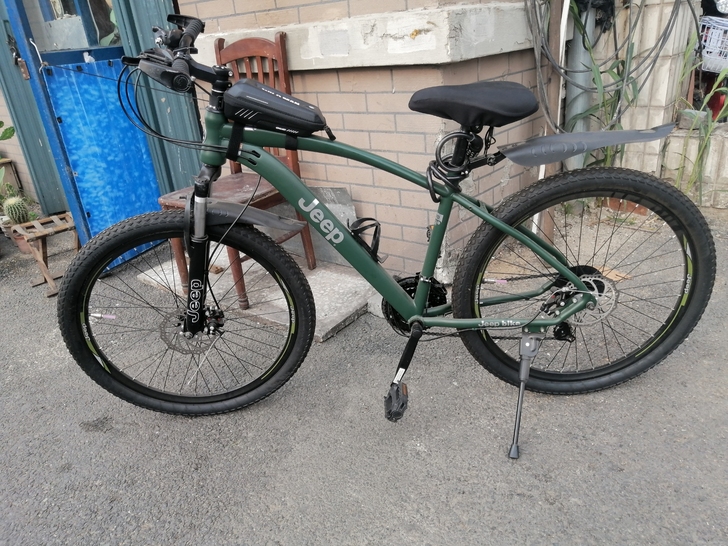 不骑也没个地方放便宜卖了，那个时候7百多吉...