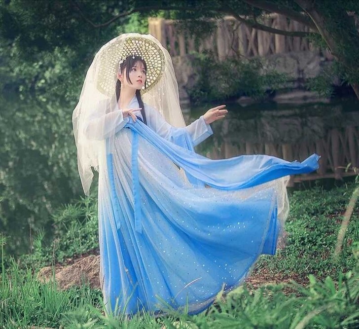 千韵岗,辰莲鱼梦