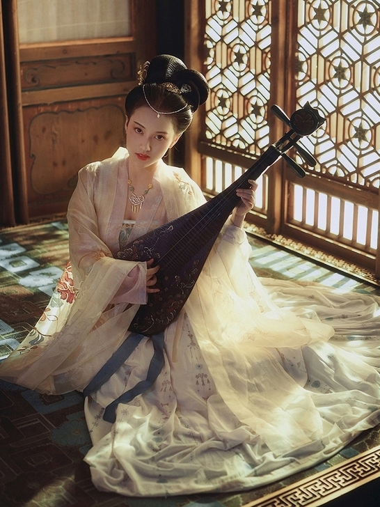 花容 簪花阁汉服定制  淡紫色印花唐制齐腰...