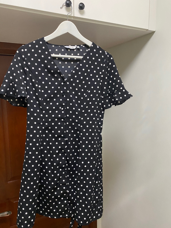 中码连衣裙,一经寄出不予以退换