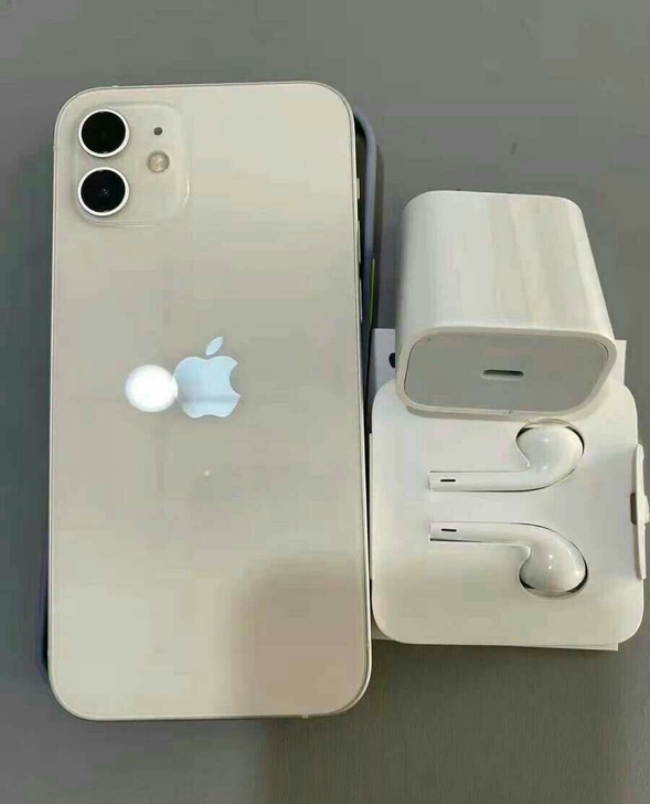 iphone苹果12    白色128g，...