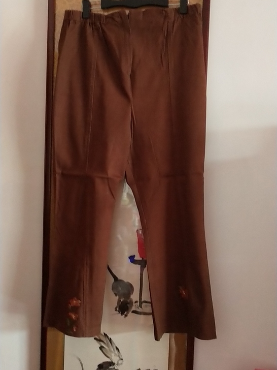 女裤，卡其色，旧裤子，裤长93厘米。腰围松...