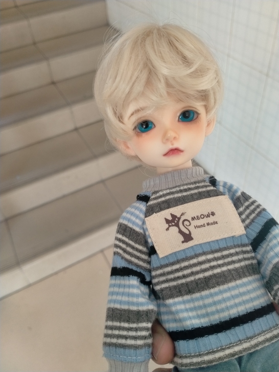 虫虫20年的孩子官箱官证都在,在学校开学出...