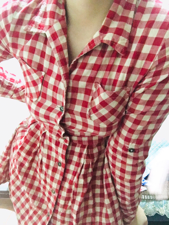 美式甜心的红格子连衣裙,适合骨架小的妹子穿...