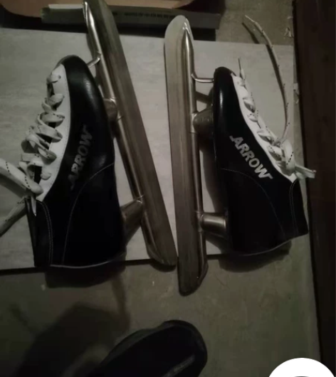 黑色36码女鞋，全新120元 感兴趣的话点...