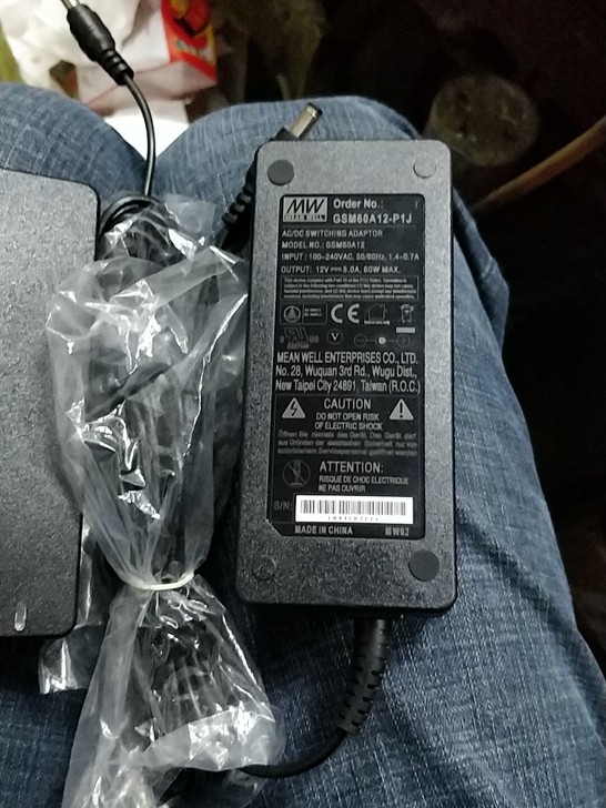 全新明纬企业级电源适配器 GSM60A12...