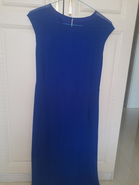 专柜正品连衣裙，非常好的雪纺面料，凉快轻薄...