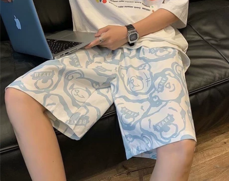 潮牌印花短裤男生宽松沙滩裤韩版潮流夏季五分...