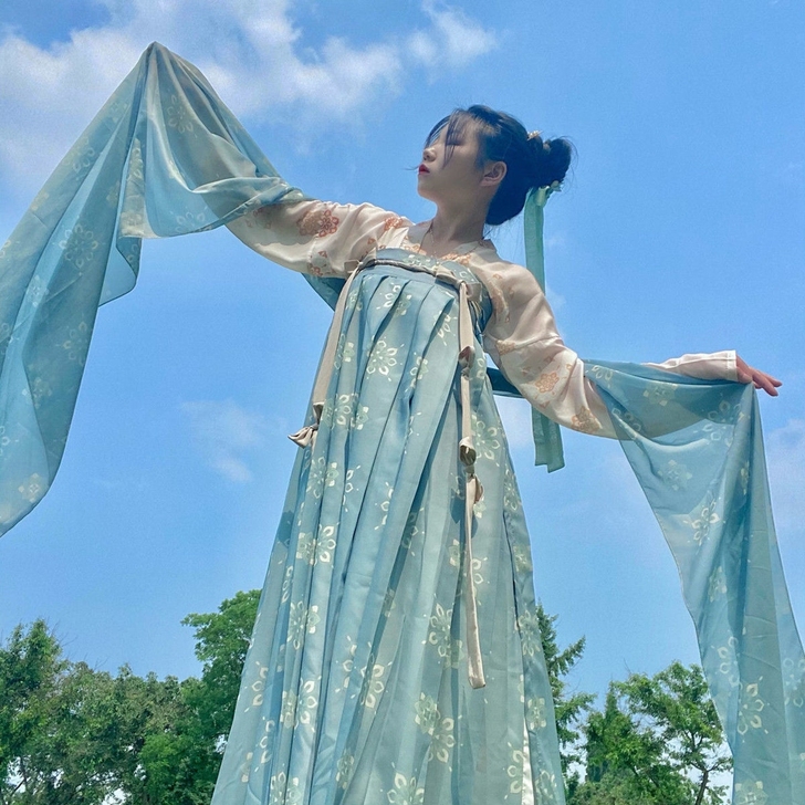 汉服古装49.9包邮女唐制秋春夏季襦裙齐胸...