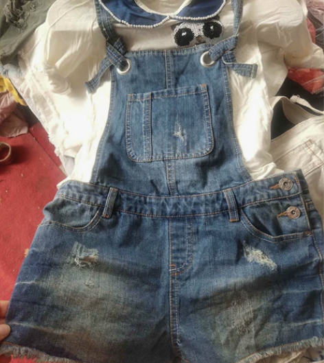 158码女童背带牛仔短裤库存处理清完下架一...