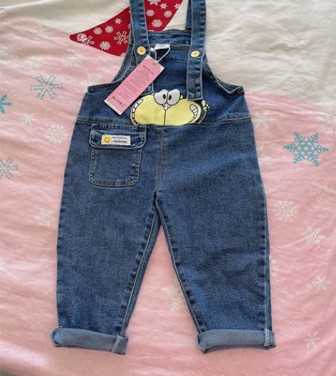 儿童春秋背带软牛仔裤宝宝可爱休闲长裤 闲置...