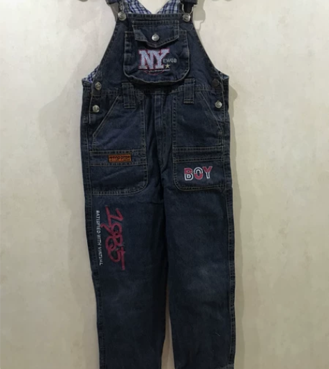 大童背带牛仔裤清衣柜了，从肩带量到裤脚长1...