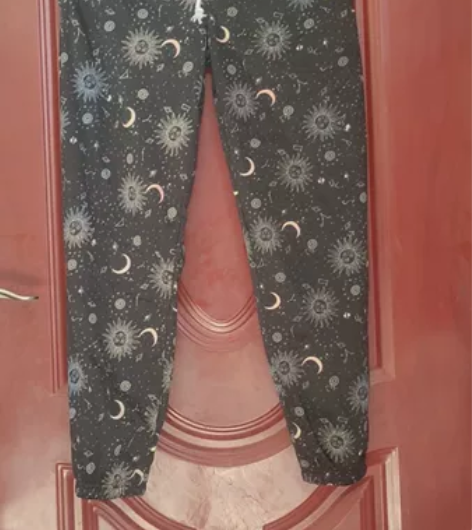 纯出口尾单，超柔加绒卫裤运动裤，黑底图案月...
