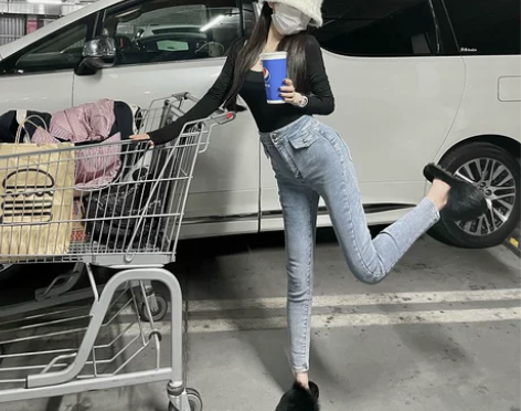Wuuus高腰紧身牛仔裤女秋冬2021新款...
