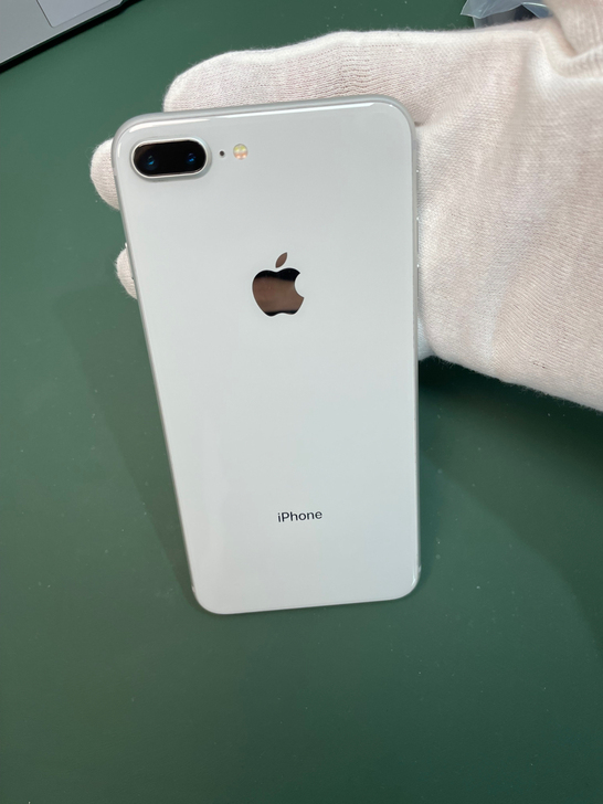 99新电100国行苹果iPhone8plu...