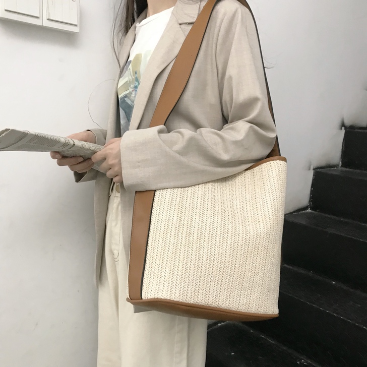 包包女包新款2020夏日韩潮百搭草编织包休...