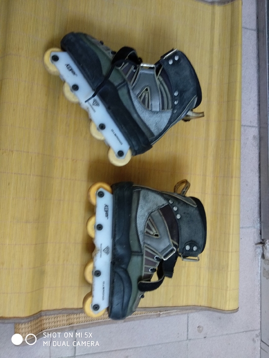 滑冰鞋