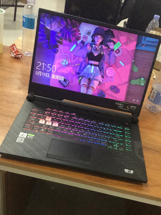 2060显卡!!144hz华硕游戏rog笔...
