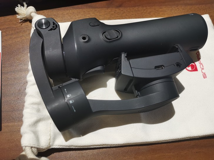 Snoppa折叠式手机三轴稳定器