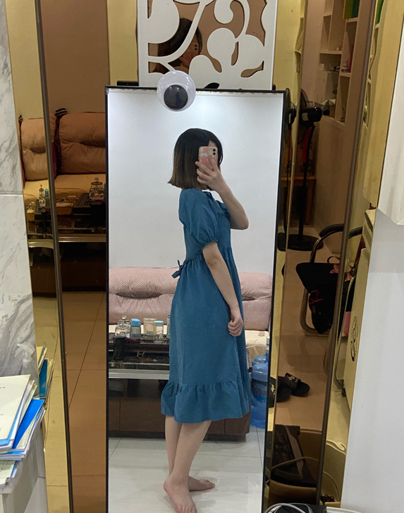 蓝色泡泡袖裙子 淘宝买的 已经下架了 一...