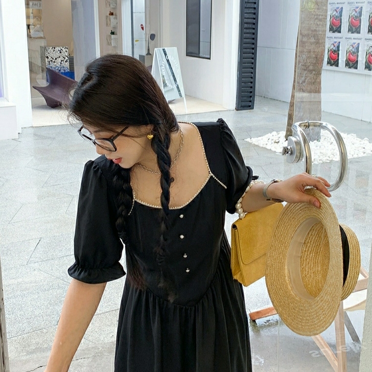 法式赫本风复古连衣裙女夏小黑裙