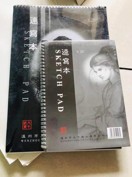 A3A4素描本各一本 来文具店留下的好质量的