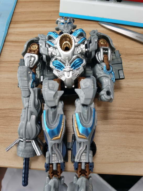 变形金刚4航行家级V级惊破天