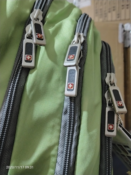 swisswin正品双肩包,旅行包电脑包学...