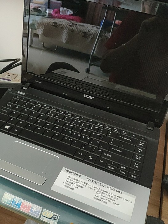 宏碁笔记本电脑，型号E1-471G-532...